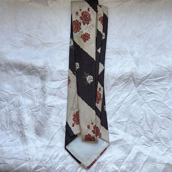 Vtg 70s Don Loper Diagonally Striped Floral Patterned Wide Tie in Cream & Brown - Picture 3 of 5
